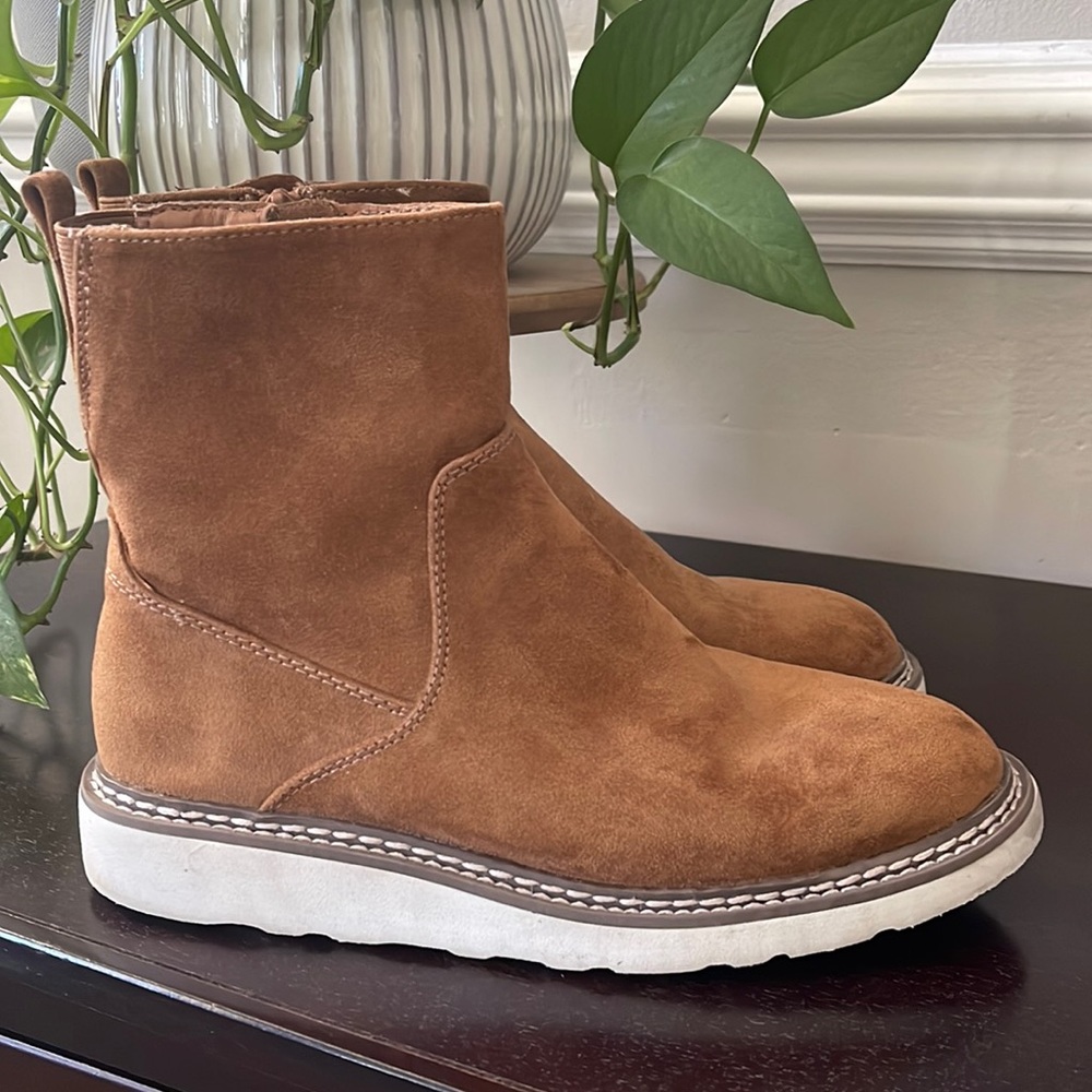 Shoe Boots - image 1